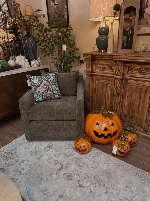 MONA Boutique fall store restock Instagram post from August 14, 2026